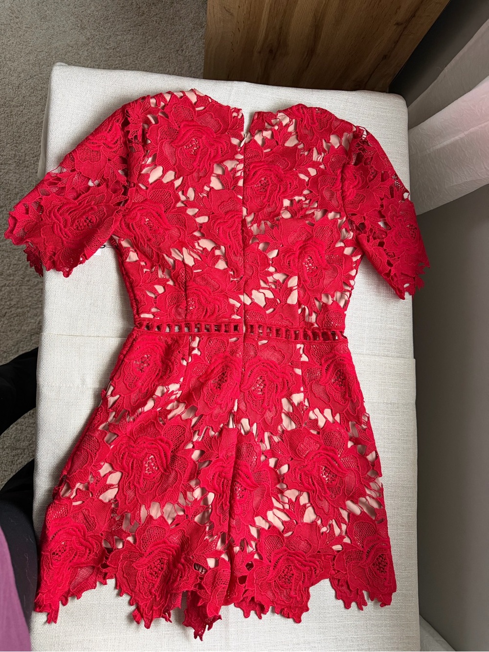 NWT Astr the Label Red Lace V-Neck Romper - Small - Picture 3 of 10